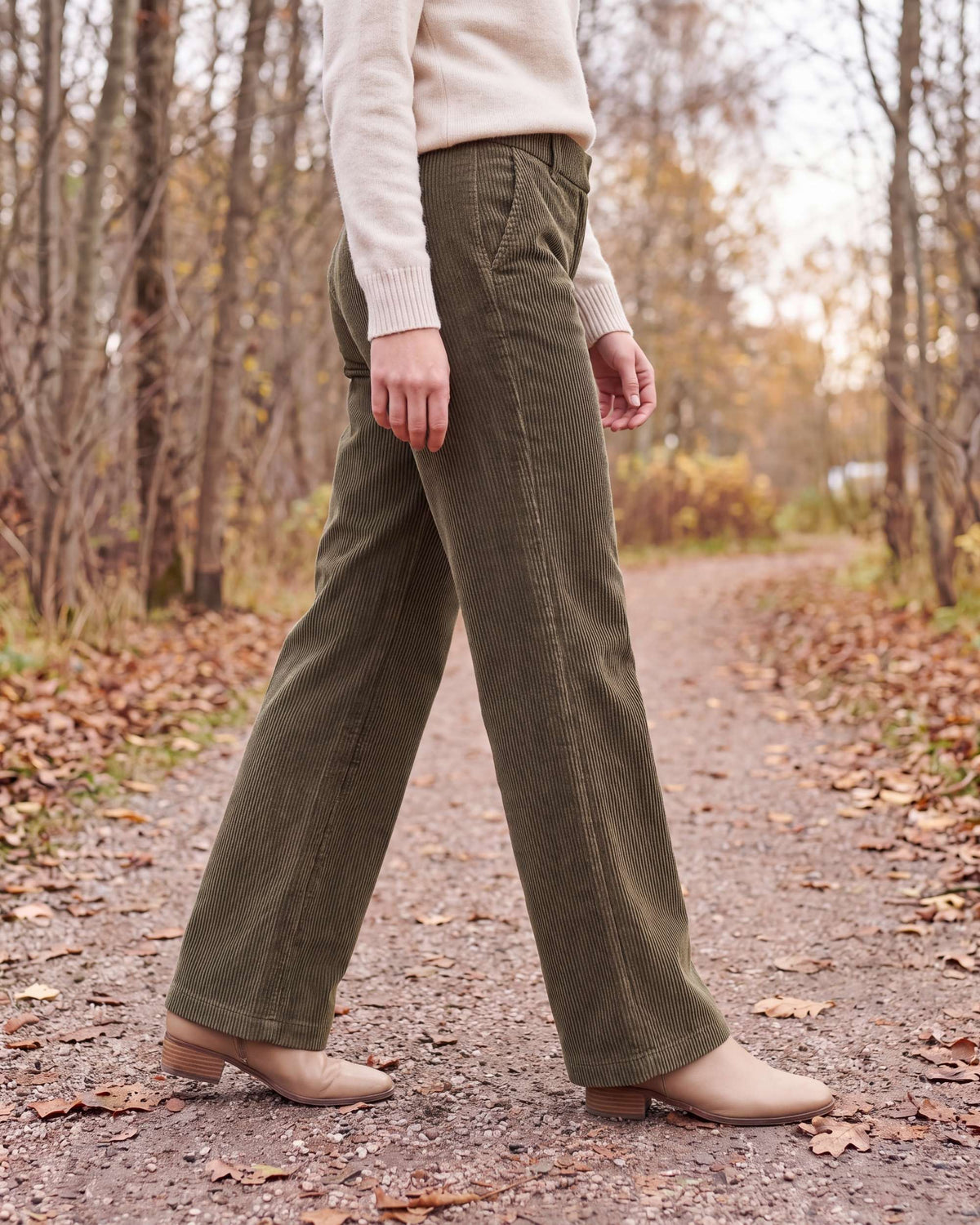 Amelie cordbukse Olive Mission fra Cambio