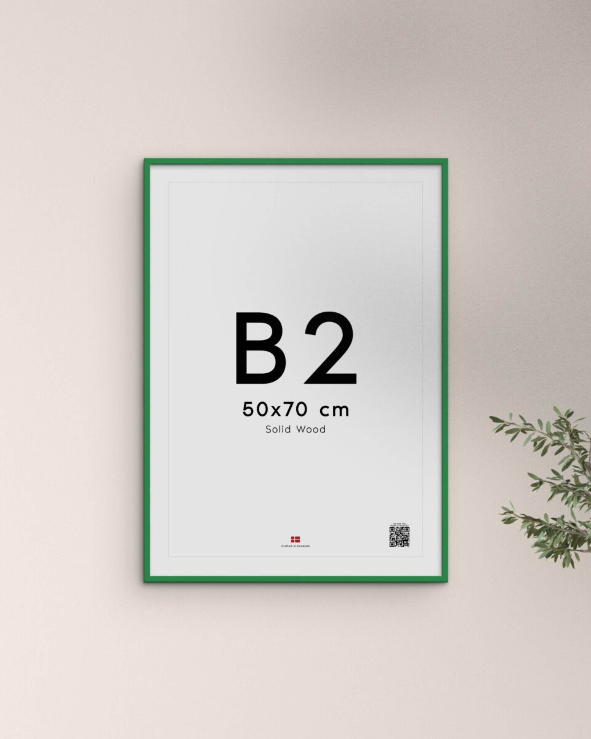 Grønn bilderamme i heltre og glass fra Poster & Frame