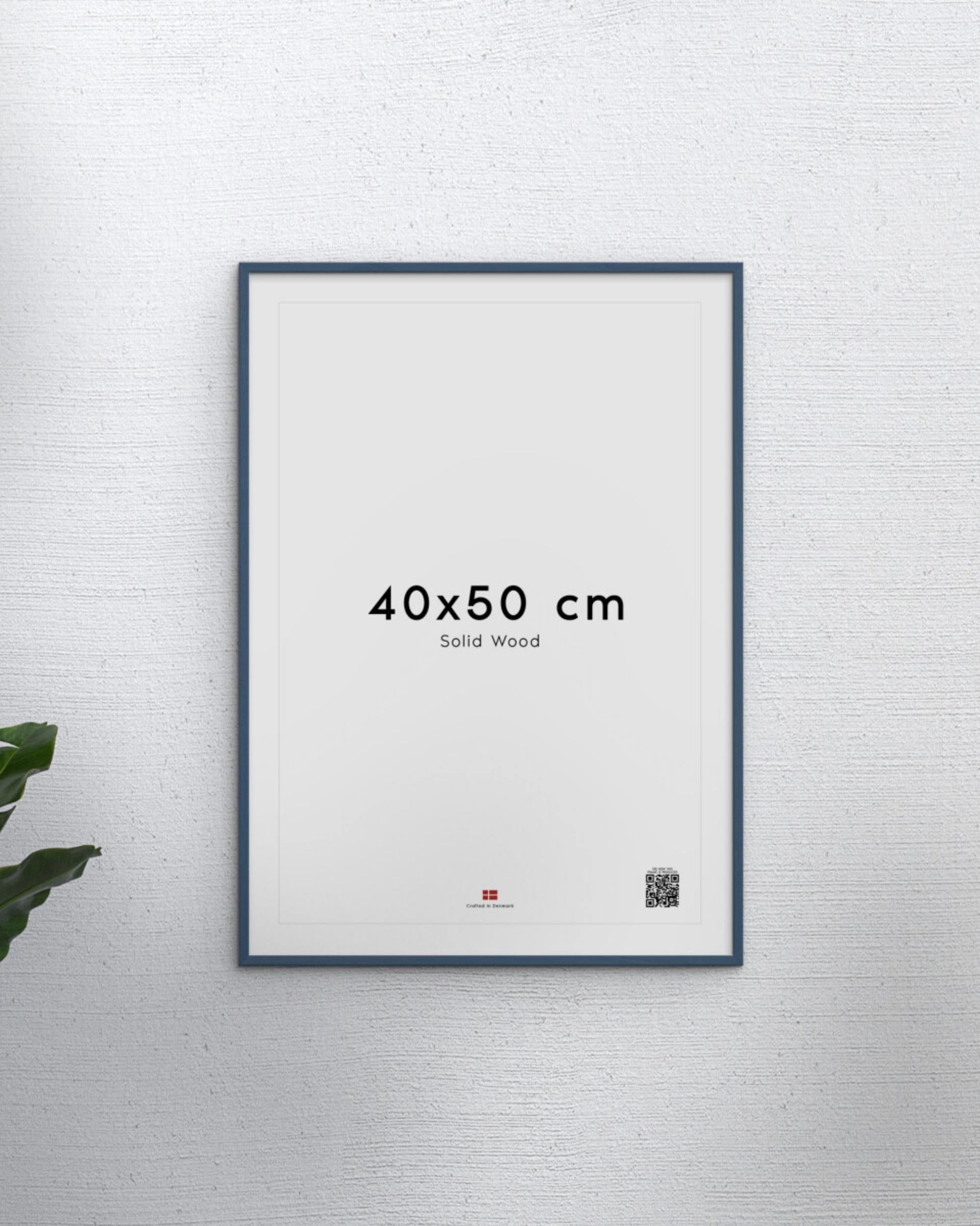 Petrolblå bilderamme i heltre og glass fra Poster & Frame