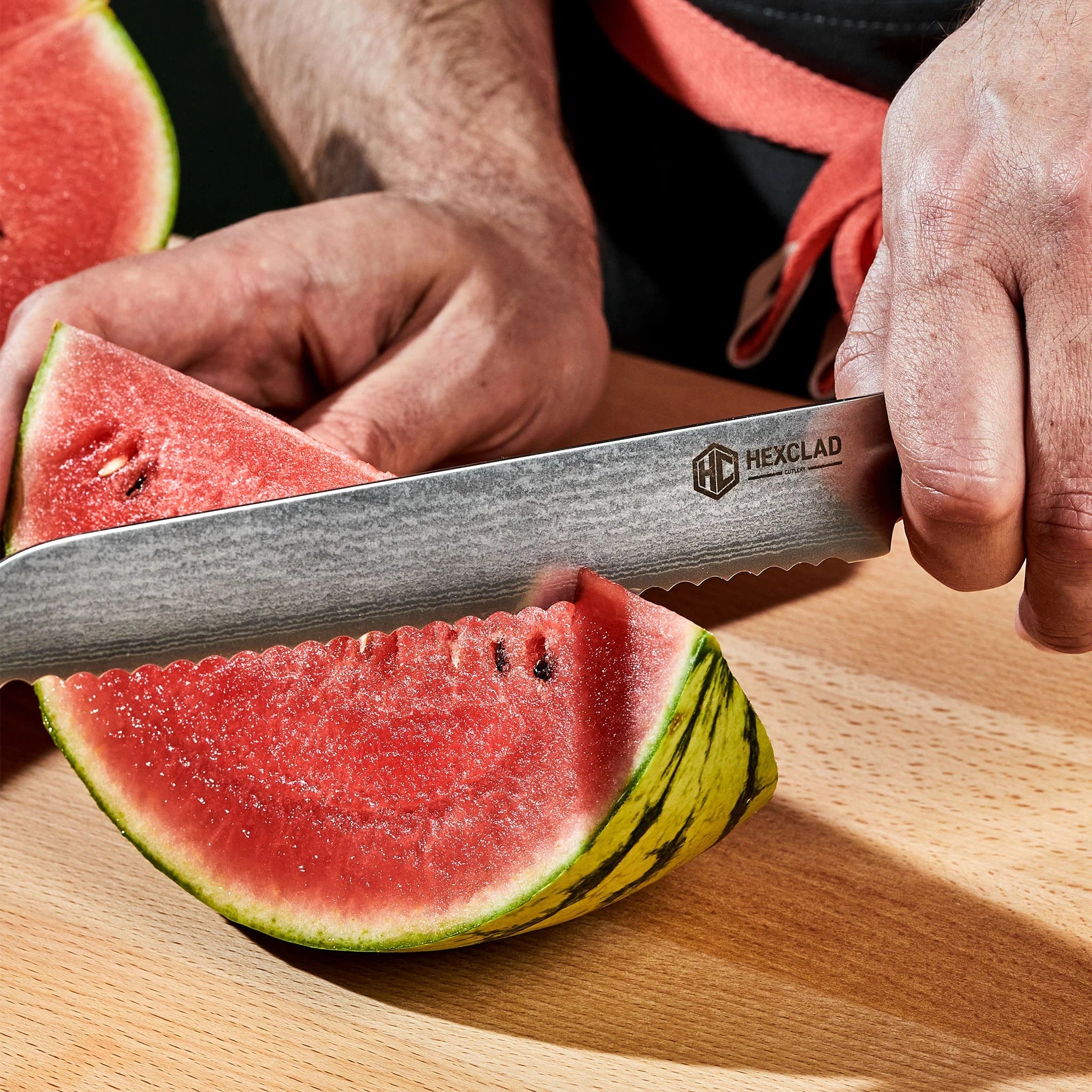 Brødkniv fra Hexclad (20 cm)