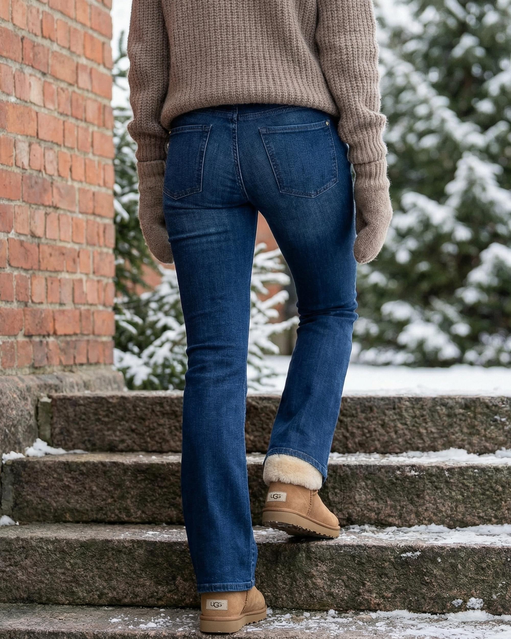 Paris Flared Schmuckdetail Jeans fra Cambio