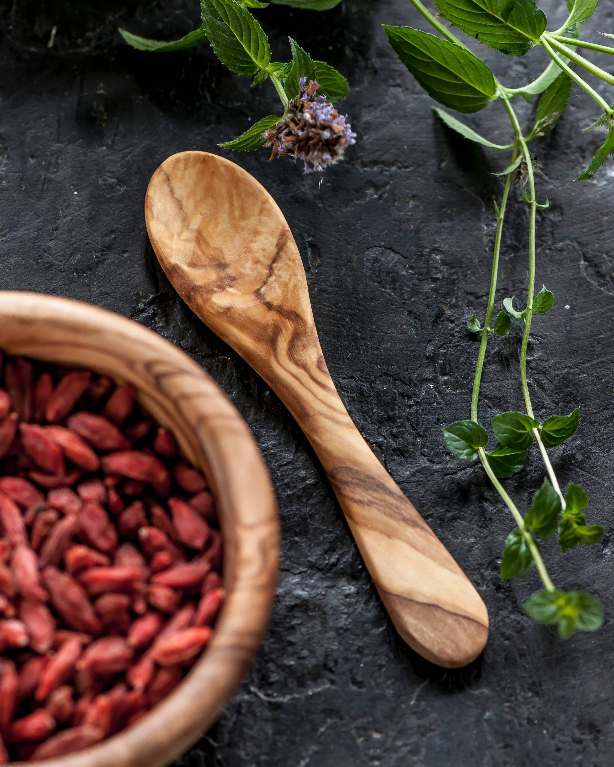 Liten skje i tre fra OlivArte