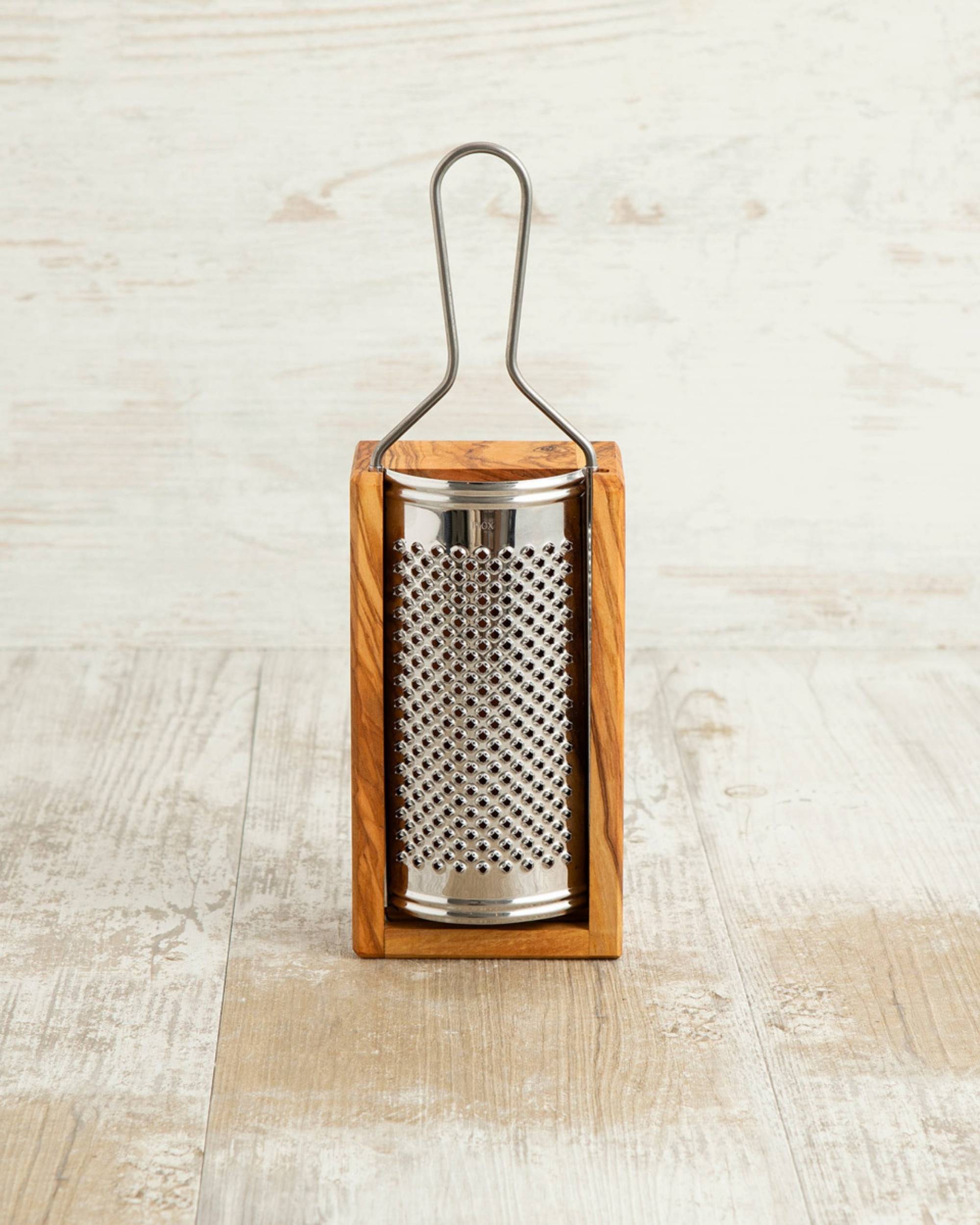 Rivjern i stål og tre fra OlivArte