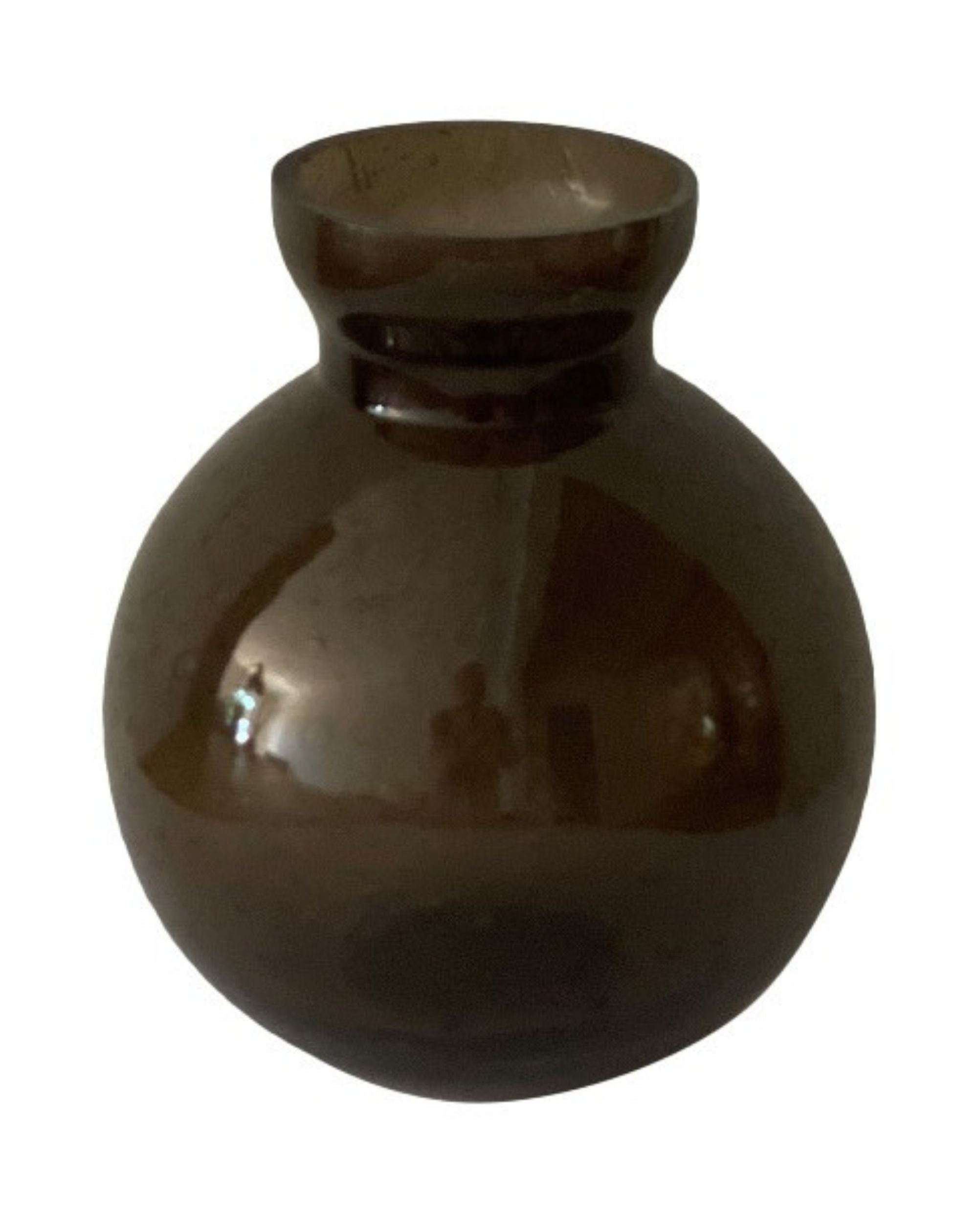 Brunsvart vase i gjenbruksglass fra Sjælsø Nordic