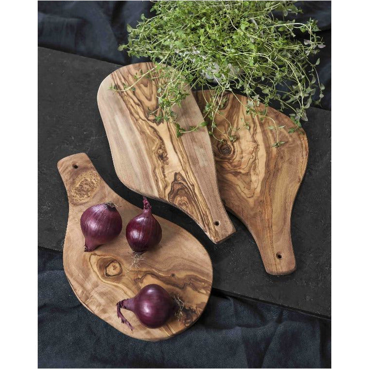 Trefjøler i oliventre, brukes til ostebrett eller serveringsfat