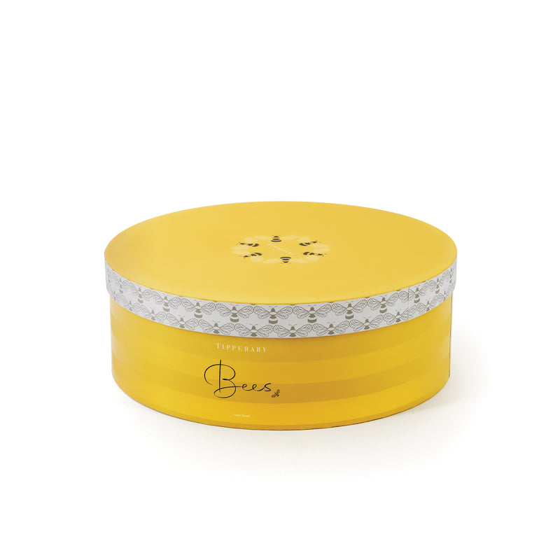 Lekker gaveinnpakning av kakefatet fra Bee collection tipparary Crystal