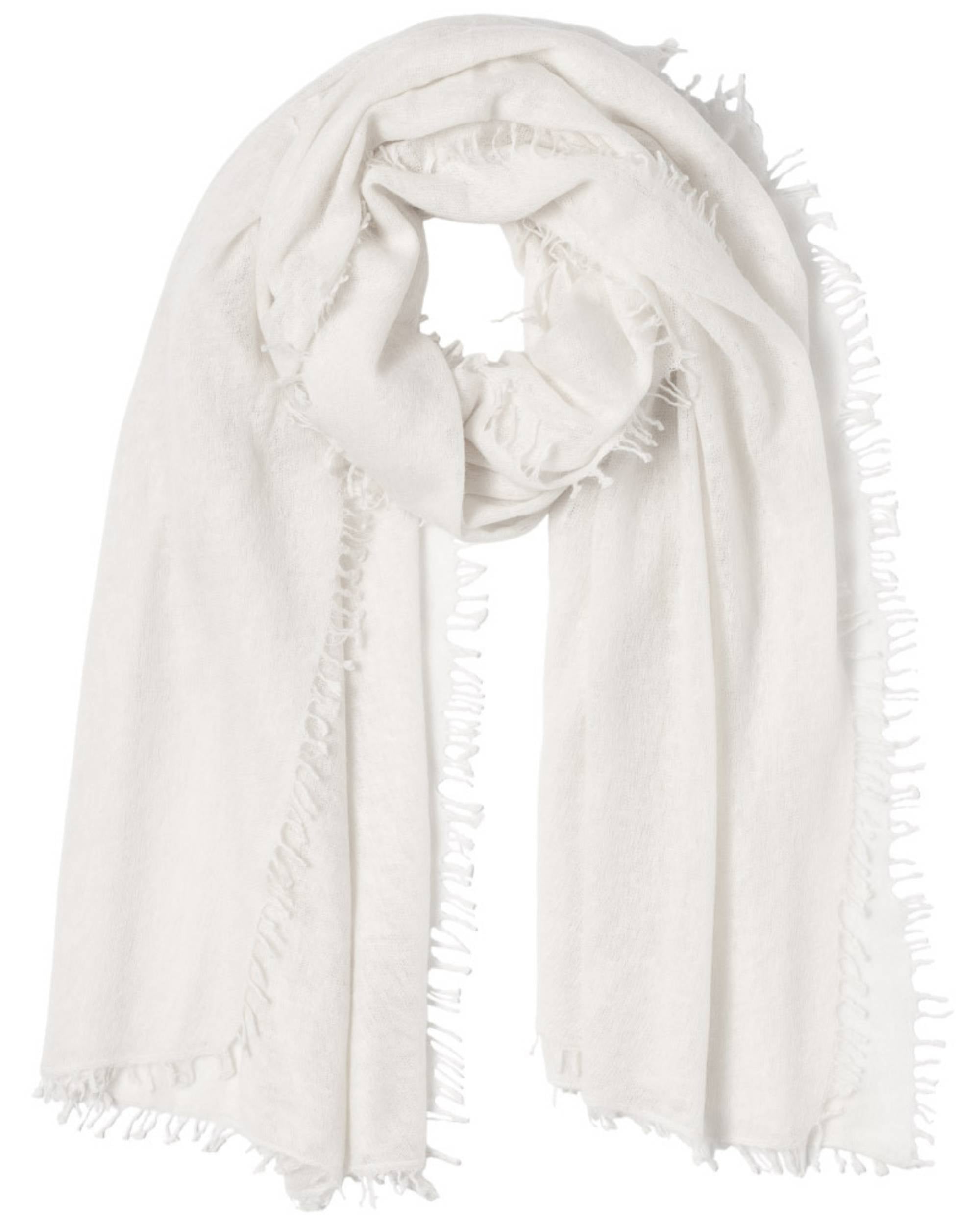 Close to My Heart Bandana skjerf i hvit cashmere, løst drapert med frynser langs kantene
