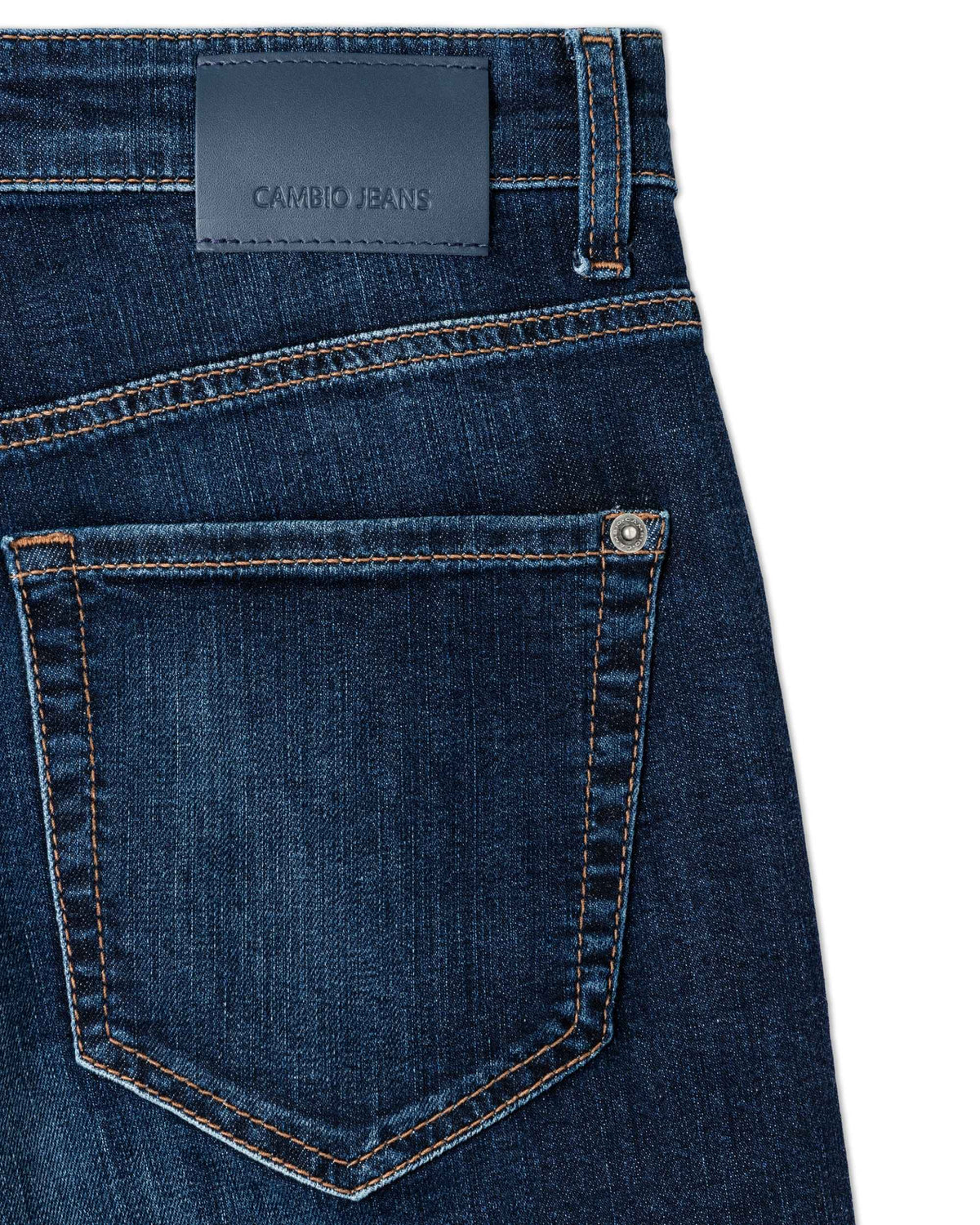 Elin, Darked Used wash fra Cambio