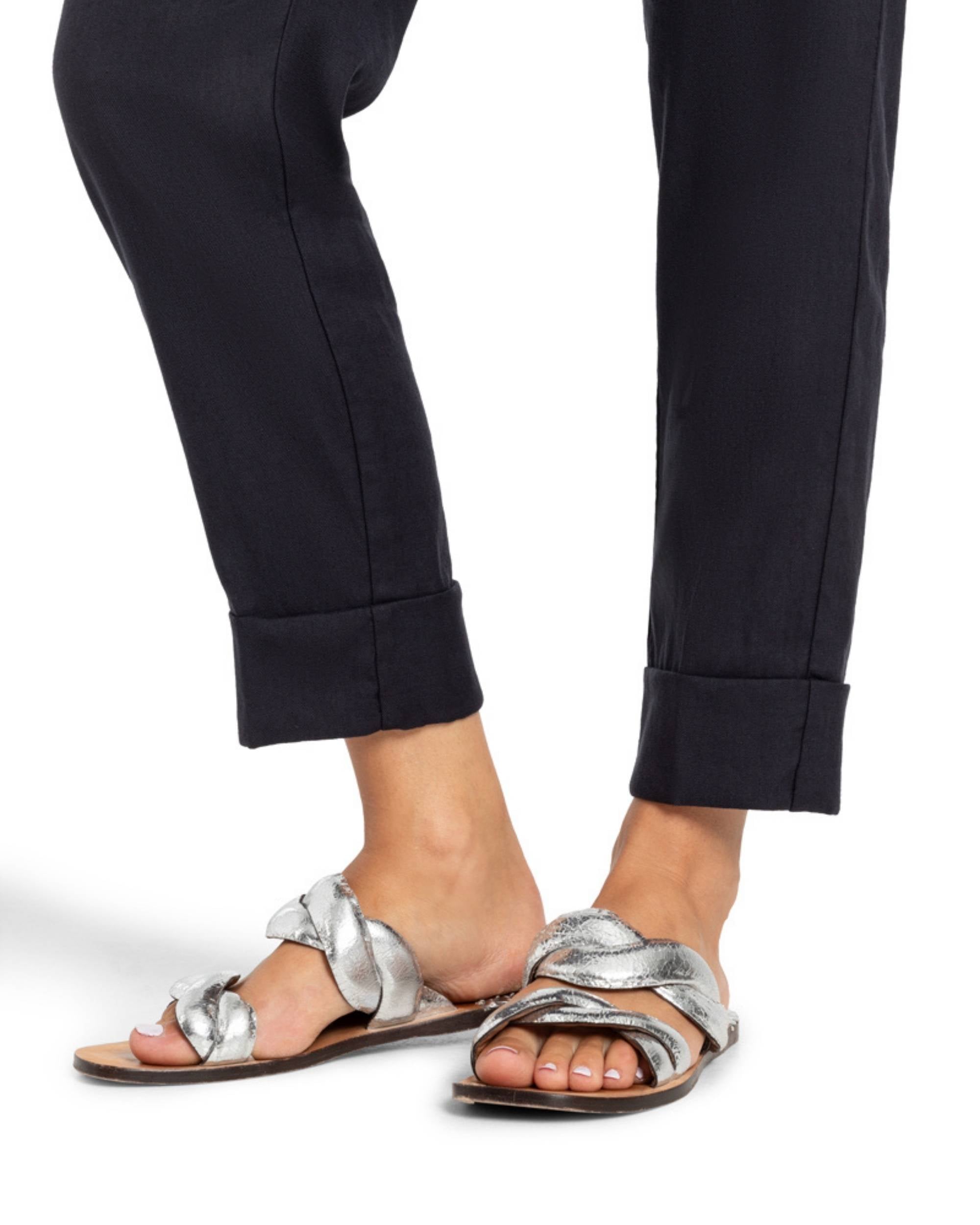 Krystal Summer Linen Svart fra Cambio