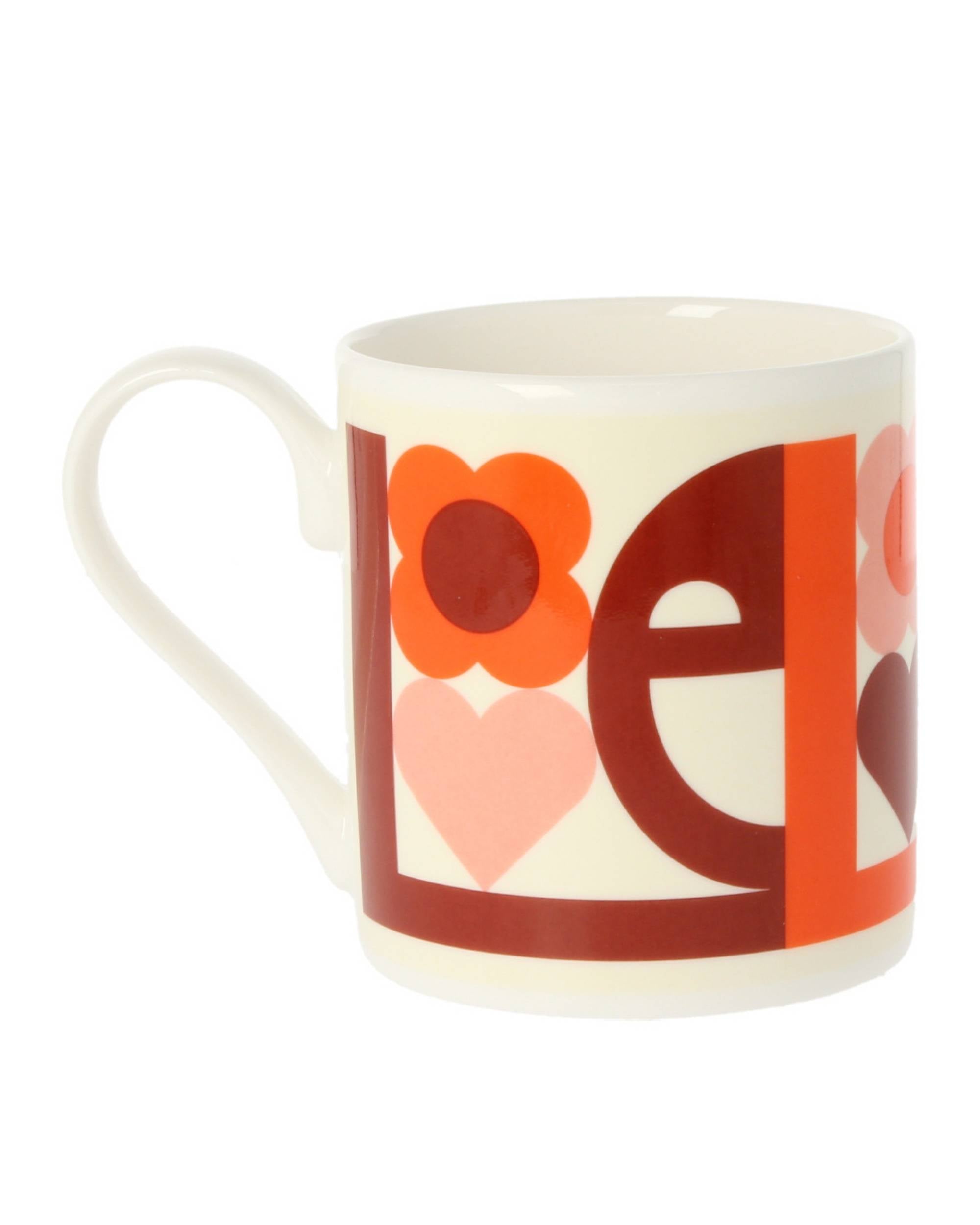 Orla Kiely Love Pink kopp, hvit med grafisk mønster av ordet LOVE i rosa, oransje og rødt, synlig hank
