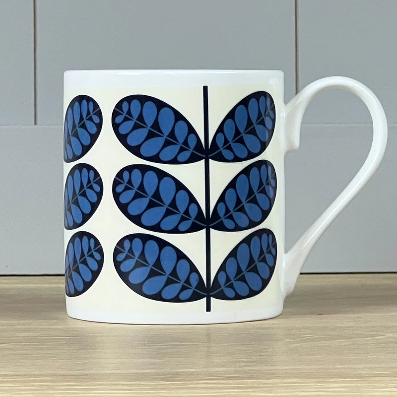 Botanica Stems Blue kopp fra Orla Kiely