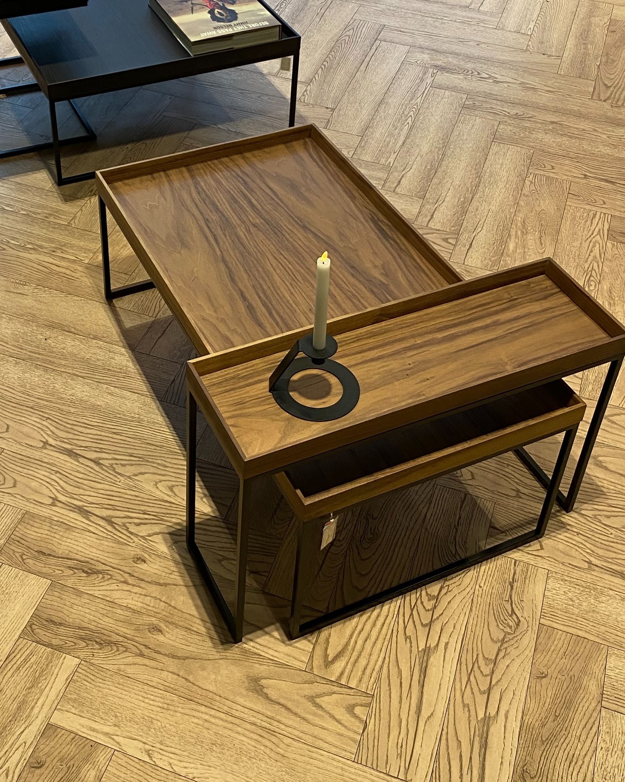 Pizzo høyt kaffebord fra Jan Kurtz