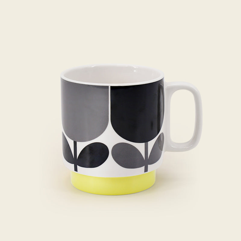 Svart kopp fra Orla Kiely i Block FLower mønster