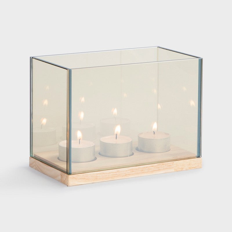 Tealight reflection fra &klevering til tre lys i gull farge