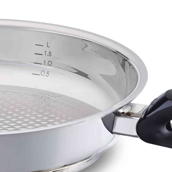 Fissler stekepanne med litermål og hrelletut