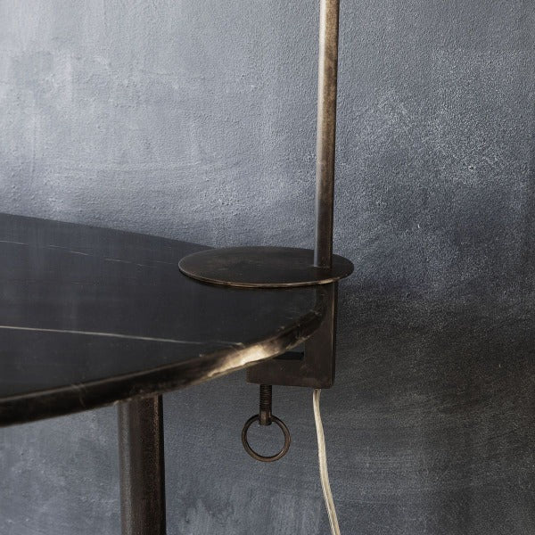 Feste av bordlampen Desk fra Housedoctor