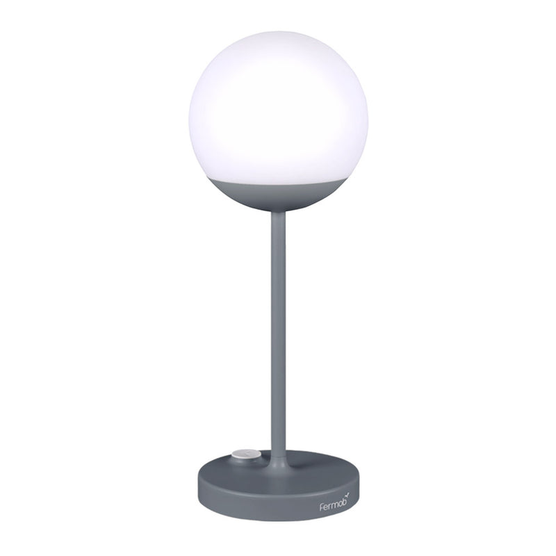 Clay Grey Mooon! utelampe fra Fermob