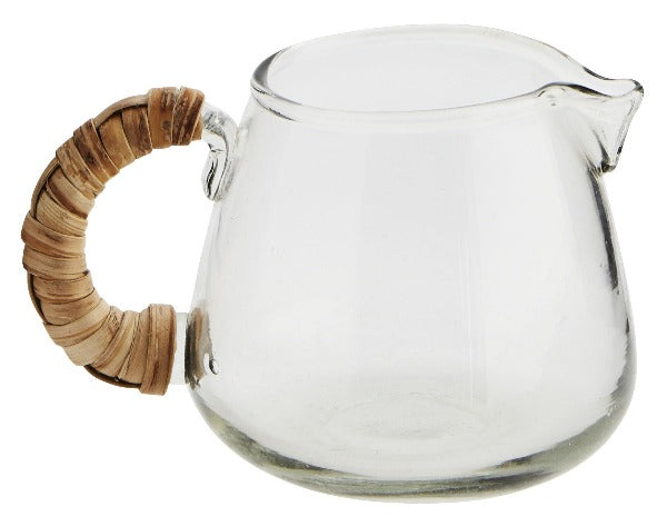Liten gklassmugge med bambushåndtak fra Madam Stoltz